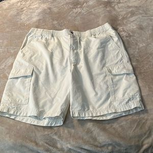 NWOT Tommy Bahama 100% cotton cargo shorts
